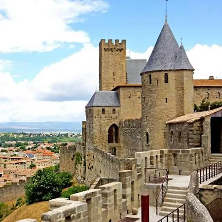 Апартаменты La Halte Du Canal *