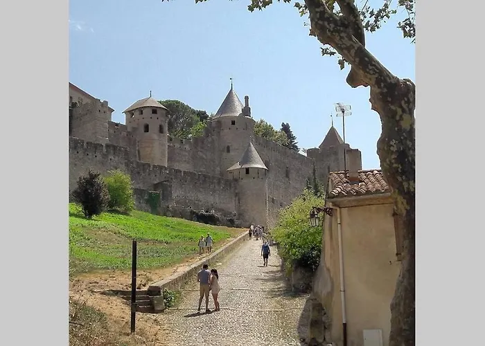 La Halte Du Canal *